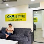 GKM OFFICE ROOM